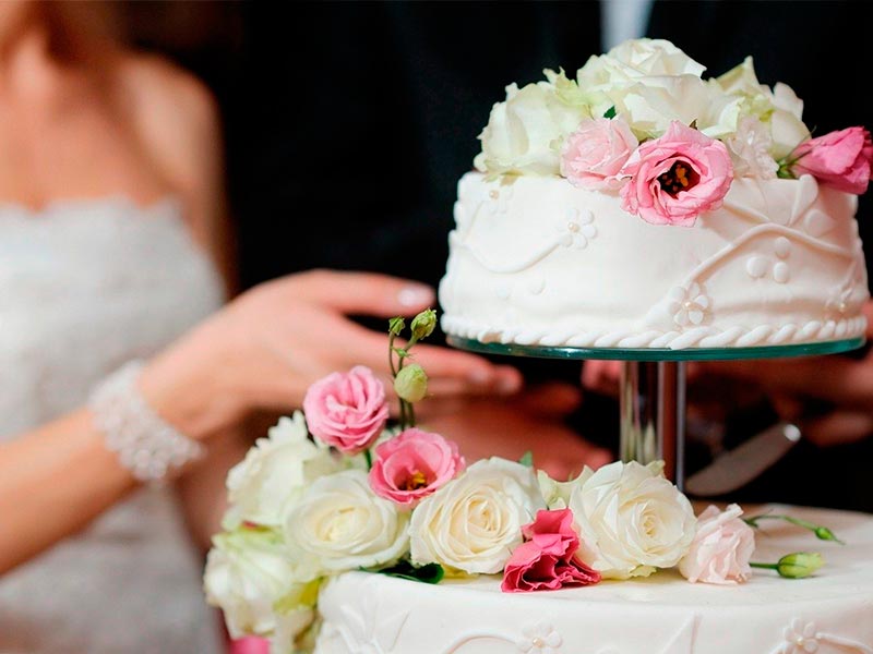 Asombroso pastel de boda Endulza tu fiesta con creativos pasteles nupciales