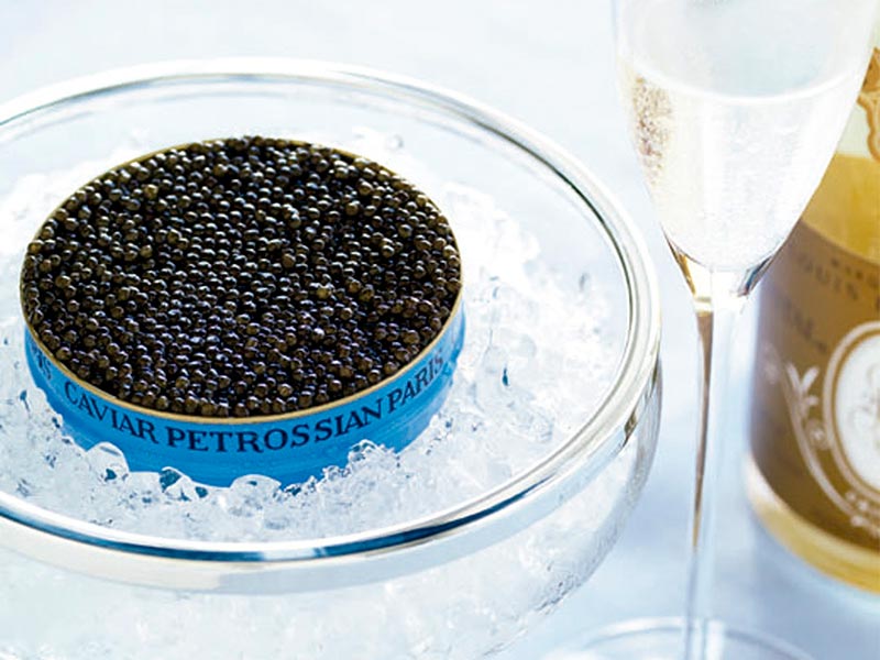 Caviar para servir en la boda. Imagen 3