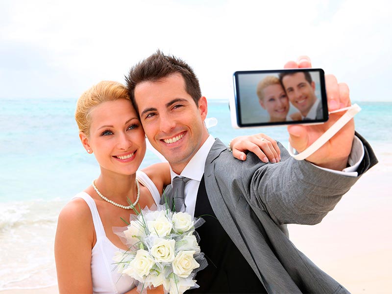 Consejos para celebrar una recepción 2.0 ¡Interacción total! Incorpora las redes sociales en tu boda