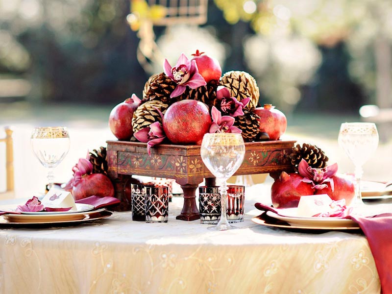 Decoración con frutas para la boda Caminos y centros frutales para las mesas nupciales