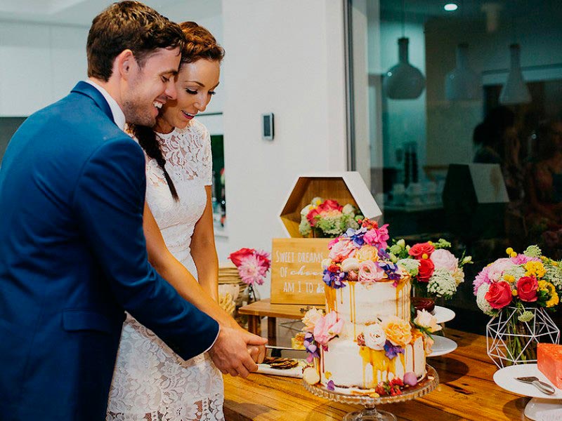 Drip cake para tu boda Fabulosos pasteles chorreantes para la ceremonia