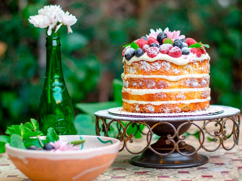 Pastel con estilo campestre Deliciosos pasteles desnudos para tu boda