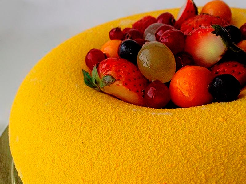 Pasteles aterciopelados para bodas - Románticas tartas con texturas de  ensueño